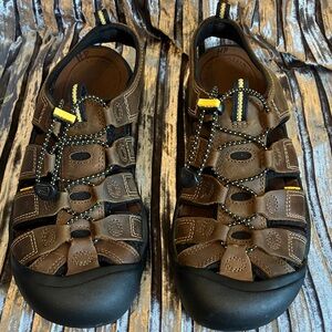 Keen Men's Newport Leather Sandal